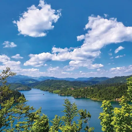 3 Bedroom Awesome In