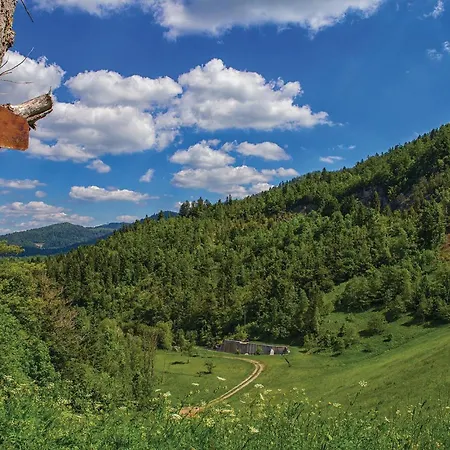 3 Bedroom Awesome In