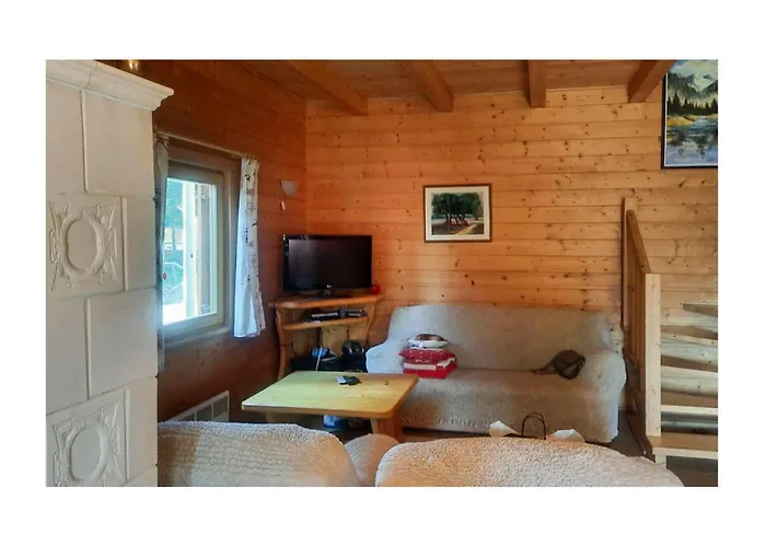 3 Bedroom Awesome In Mrkopalj